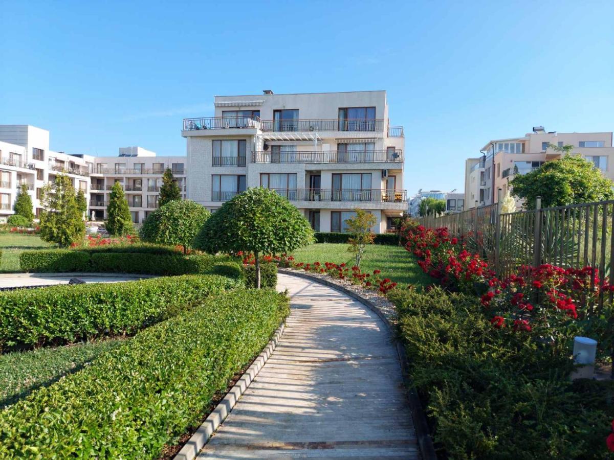Sea Panorama Apartment - Diamond Beach Sarafovo Burgas Exterior foto